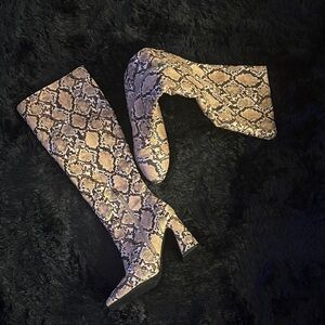 Boohoo Beige Snakeskin Heeled Boots